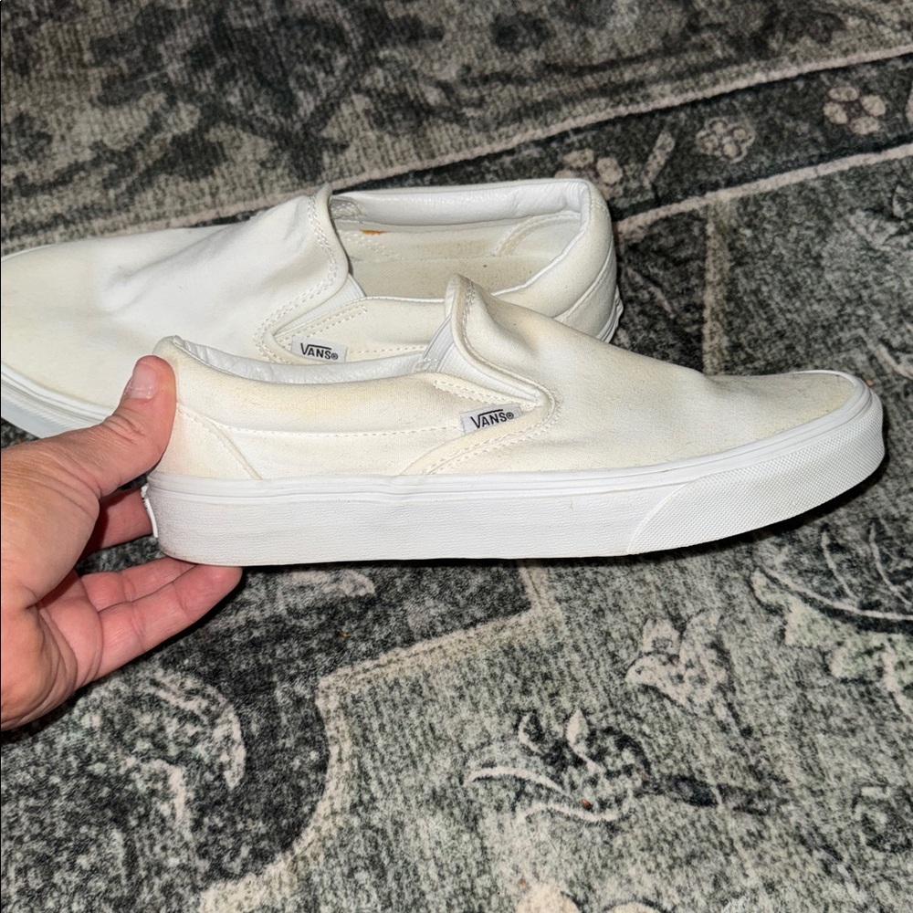 Vans - Picture 3 of 3